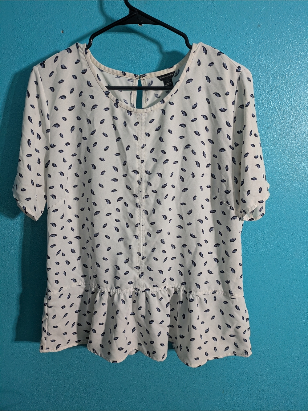 ✨ Ann Taylor Navy Leaf Print Peplum Blouse ✨